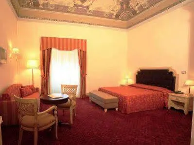 Готель Manganelli Palace 3*
